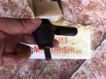 Rô tuyn lái ngoài xe mitsubishi Mirage