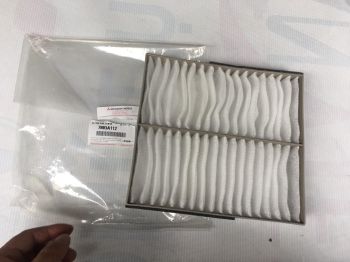 Lọc gió điều hòa xe Mitsubishi Triton