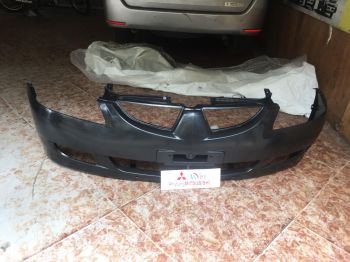 Ba đờ sốc trước xe mitsubishi Lancer