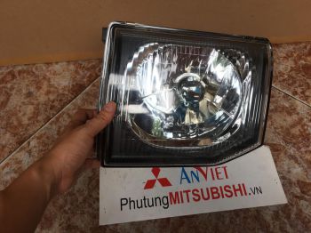 Đèn pha mitsubishi Pajero