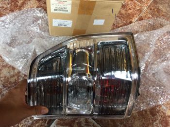 Đèn hậu xe mitsubishi Pajero ngân hàng