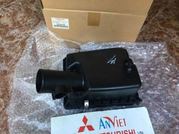 Nắp bầu lọc gió xe Mitsubishi Outlander