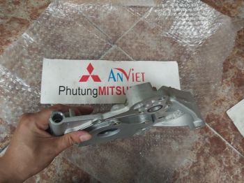 Bơm dầu xe mitsubishi Lancer