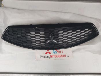 Mặt ca lăng xe mitsubishi Attrage