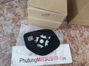 Mặt gương xe mitsubishi Outlander