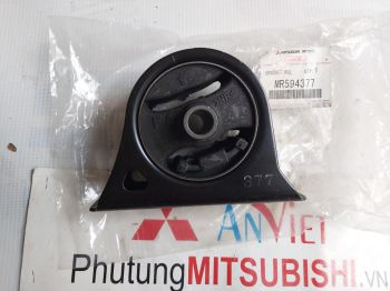 Chân máy trước xe mitsubishi Grandis