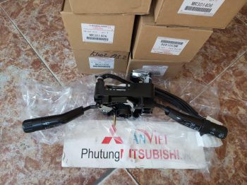 Công tắc pha cốt và gạt mưa xe Mitsubishi Pajero