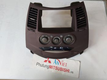 Cụm công tắc điều hòa xe Mitsubishi Grandis