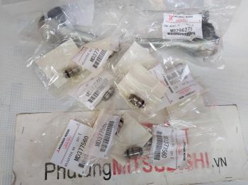 Con đội Mitsubishi Pajero