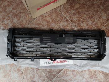 Lưới thoáng gió xe Mitsubishi Triton