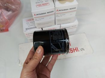 Lọc nhớt xe Mitsubishi Zinger