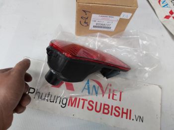 Đèn lùi mitsubishi Outlander
