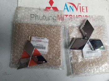 Lô gô sau xe mitsubishi Xpander 