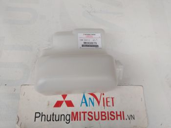 Bình nước phụ xe Mitsubishi Pajero V93