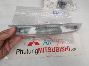 Đèn phanh xe mitsubishi Outlander