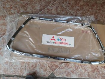 Viền mạ ba đờ sốc trước xe mitsubishi Outlander Sport