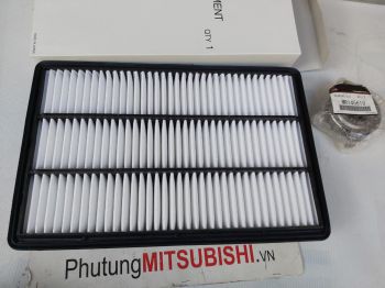 Lọc gió động cơ xe Mitsubishi Pajero ngân hàng