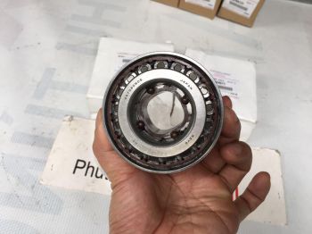 Bi moay ơ, Bạc đạn sau xe Mitsubishi Pajero