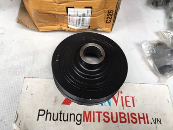 Puly đầu trục cơ xe Mitsubishi Pajero Sport