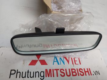 Gương trong xe Mitsubishi Pajero Sport