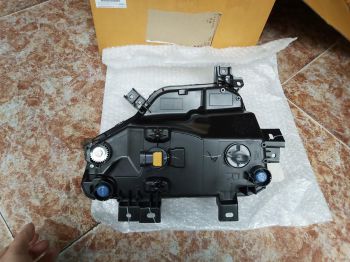 Đèn sương mù xe Mitsubishi triton 2020