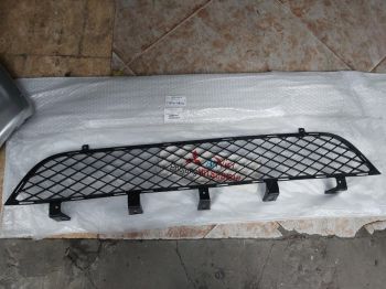 Lưới thoáng gió Mitsubishi Triton