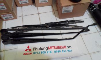 Cần gạt mưa xe mitsubishi Jolie