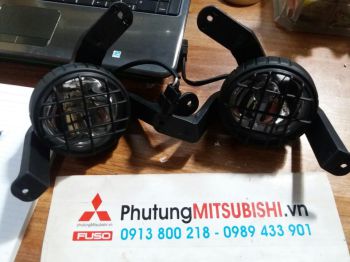 Đèn sương mù xe mitsubishi Jolie