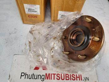 Cụm Bi moay ơ, Bạc đạn xe Mitsubishi Triton