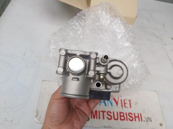 Cổ ga xe Mitsubishi Mirage