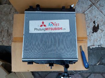 Két nước số sàn xe Mitsubishi Attrage