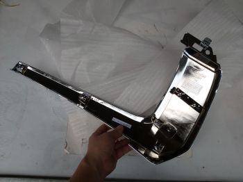 Viền mạ trang trí cản trước xe mitsubishi Outlander