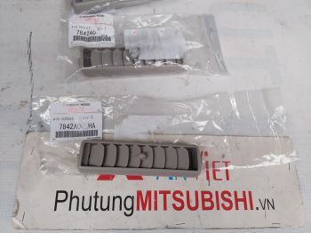 Cửa gió điều hòa Mitsubishi Grandis