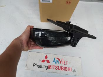 Gương chiếu hậu xe mitsubishi Pajero ngân hàng