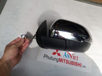 Gương chiếu hậu xe mitsubishi Triton 2019
