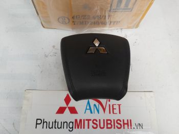 Túi khí vô lăng xe Pajero Sport