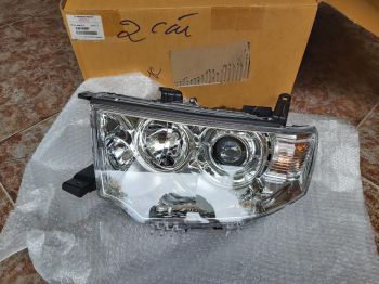 Đèn pha xe mitsubishi Pajero Sport 2013-2018 