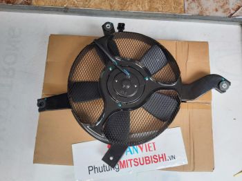 Quạt dàn nóng xe Mitsubishi Pajero