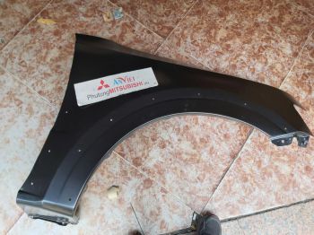 Tai xe Mitsubishi Pajero Ngân hàng V73