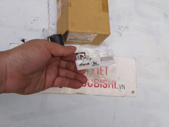 Phao xăng xe mitsubishi Grandis