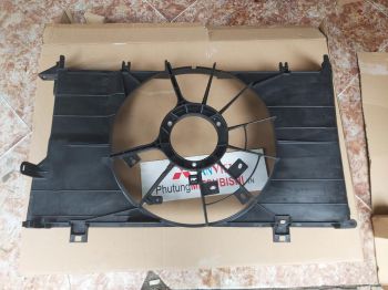 Lồng quạt xe mitsubishi Xpander