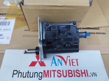 Công tắc cài cầu hộp số xe Mitsubishi Pajero Ngân hàng