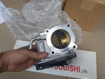 Họng ga xe mitsubishi Outlander