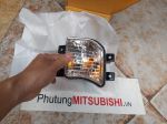 Đèn xi nhan xe mitsubishi Triton 2019-2020