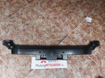 Giá bắt biển số xe Mitsubishi Pajero V93