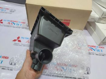 Nắp bầu lọc gió xe mitsubishi Mirage