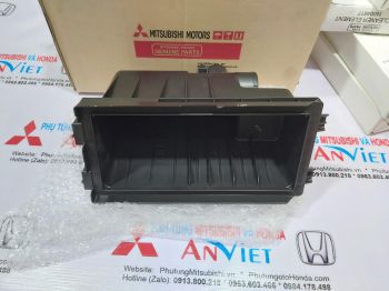 Nắp hộp lọc gió xe mitsubishi Mirage