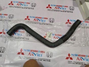 Ống cao su két nước phía dưới xe mitsubishi Grandis
