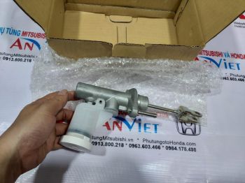 Tổng côn trên xe mitsubishi Pajero Sport