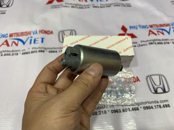 Mô tơ bơm nhiên liệu xe mitsubishi Mirage